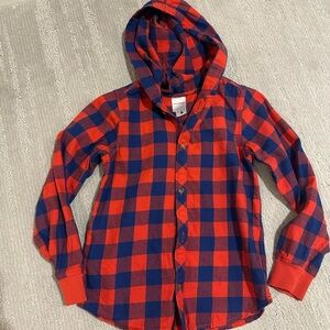 Hanna Andersson Boys plaid hooded shirt. New. Size 6-7